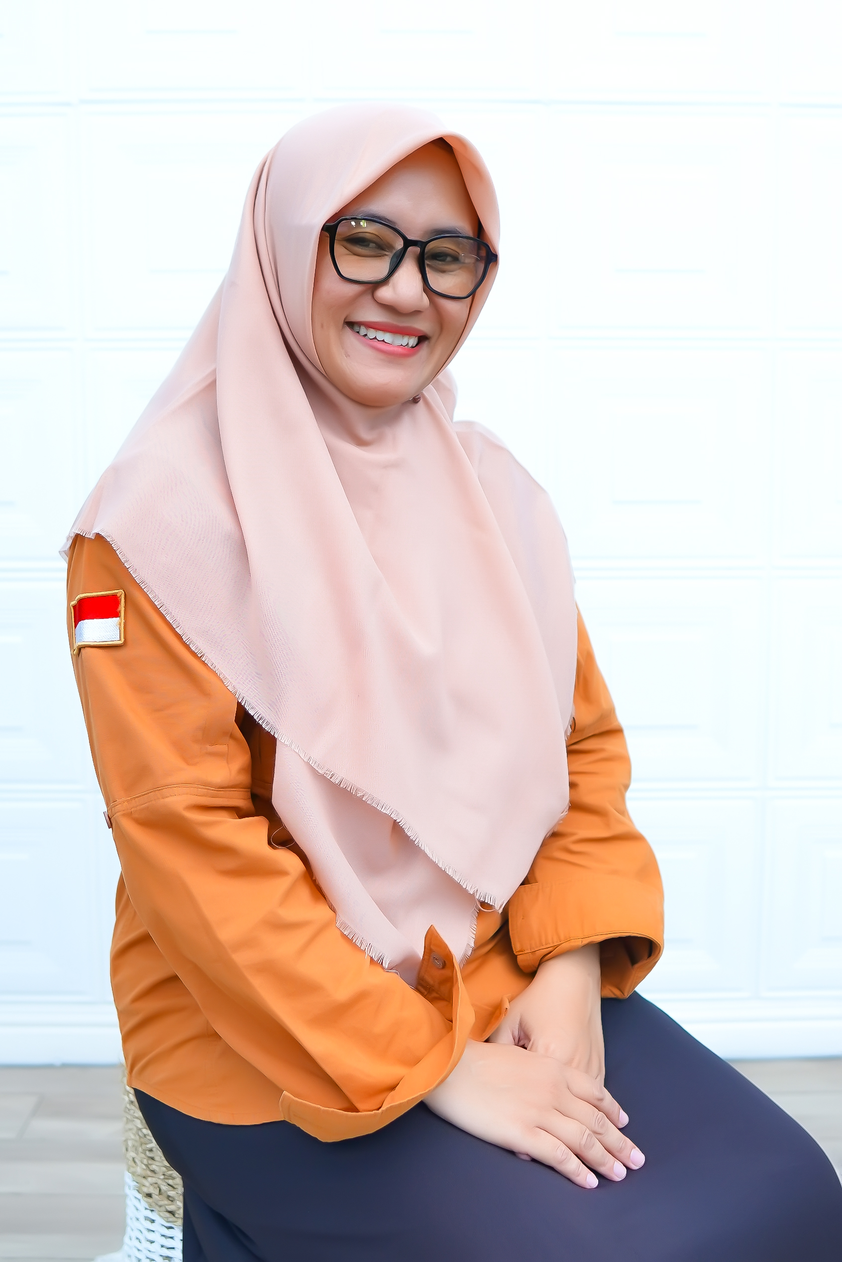NINA RIANINGSIH, S.Si