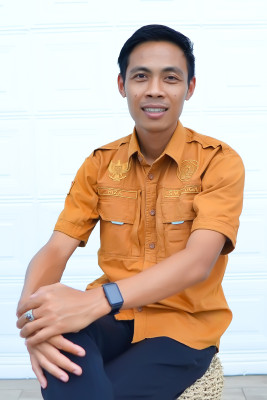 RIZA DWI SURACHMAN, S.Pd., M.Pd.