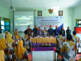 SMK YPE Sawunggalih Kutoarjo Gelar Sinkronisasi Kurikulum Bersama Dunia Industri